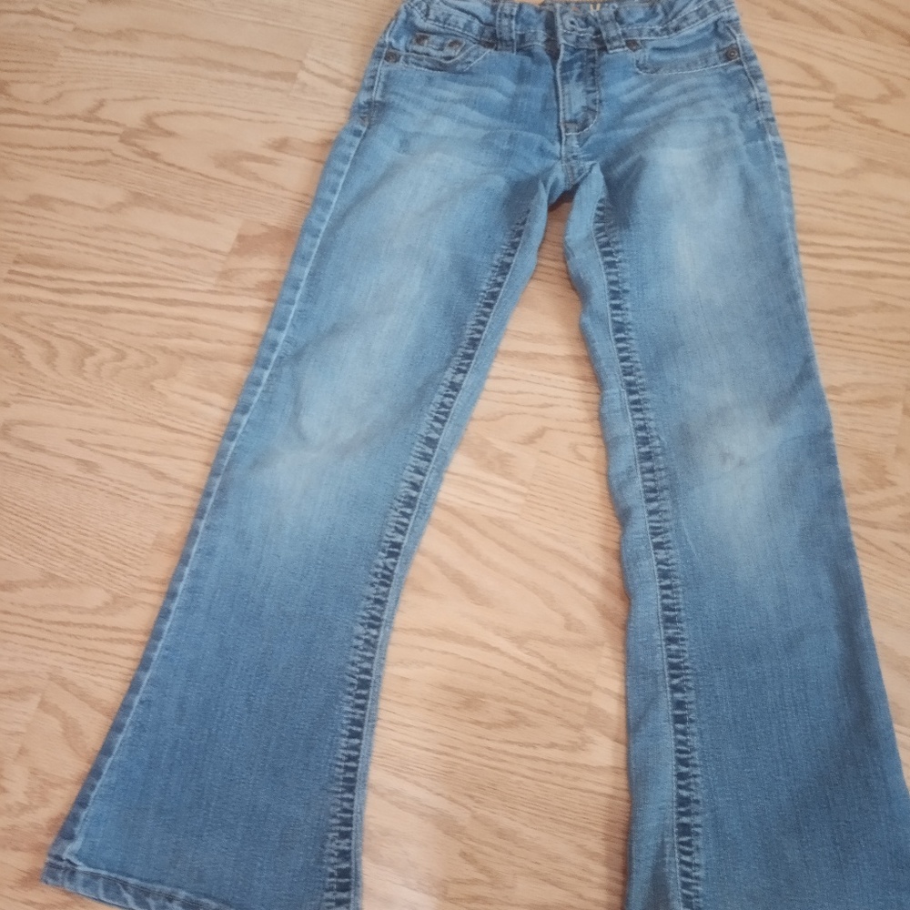 These are kids jeans pants and capries